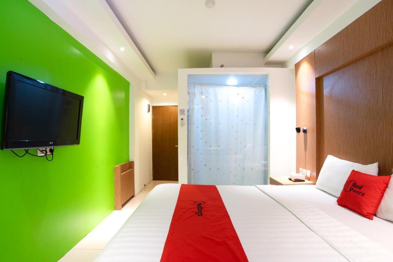 Reddoorz Apartment At Bogor Valley Extérieur photo